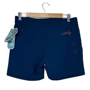 DSG NWT Women's Jenny Dock Shorts Navy Size Small